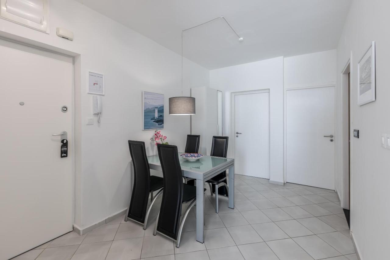 Sundowners Apartment, 52Qm, Double & Single Bed, 10 Min From Old Town Of Split Zewnętrze zdjęcie
