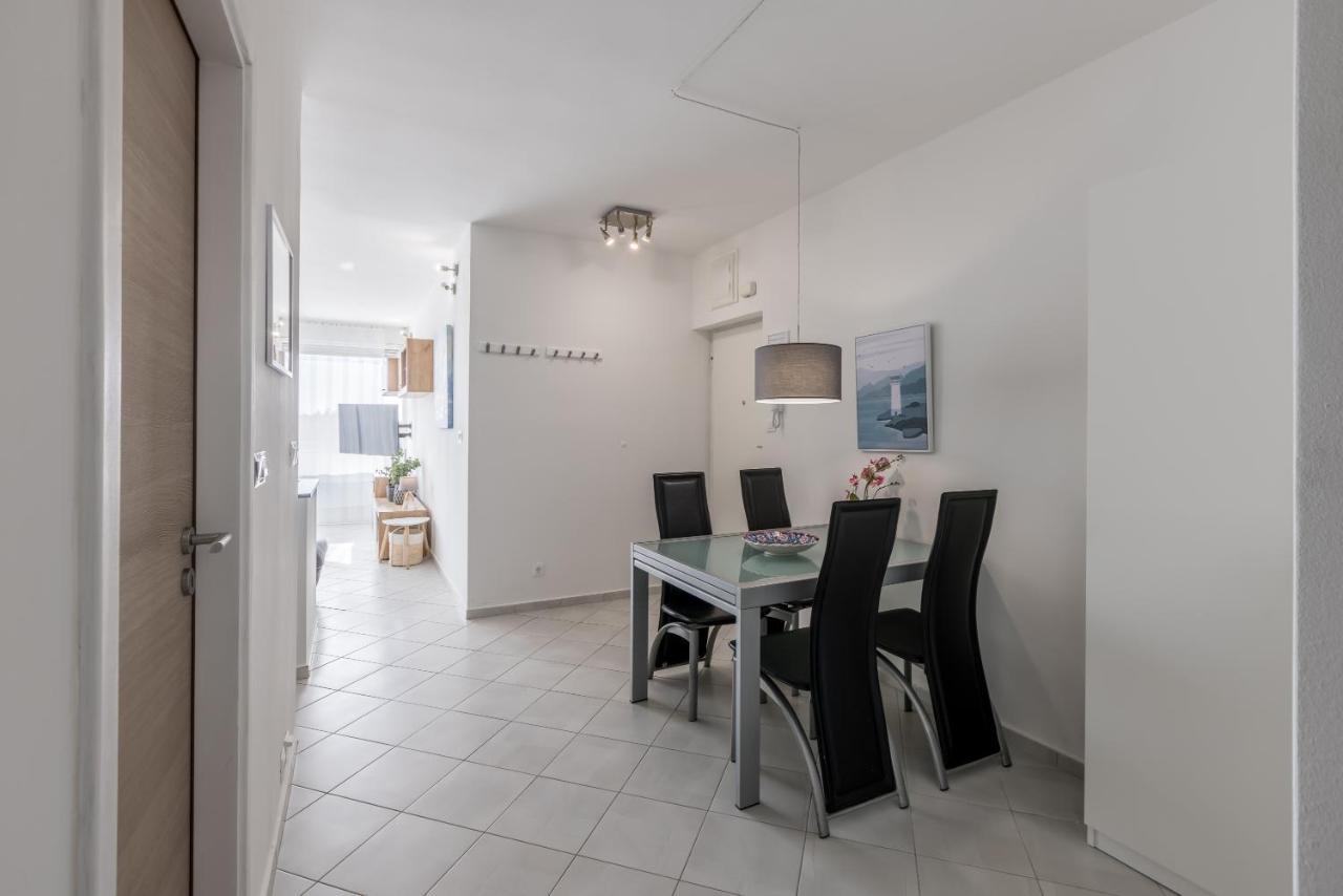 Sundowners Apartment, 52Qm, Double & Single Bed, 10 Min From Old Town Of Split Zewnętrze zdjęcie