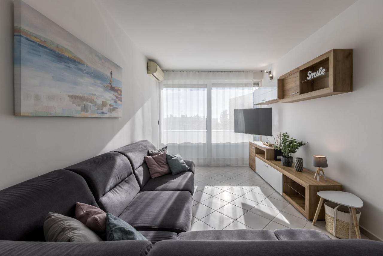 Sundowners Apartment, 52Qm, Double & Single Bed, 10 Min From Old Town Of Split Zewnętrze zdjęcie