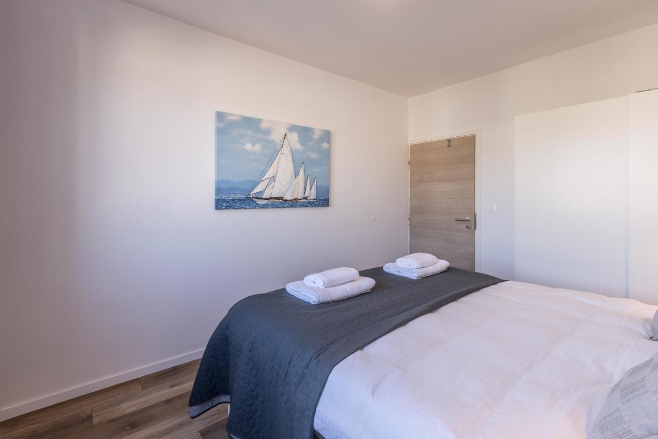 Sundowners Apartment, 52Qm, Double & Single Bed, 10 Min From Old Town Of Split Zewnętrze zdjęcie