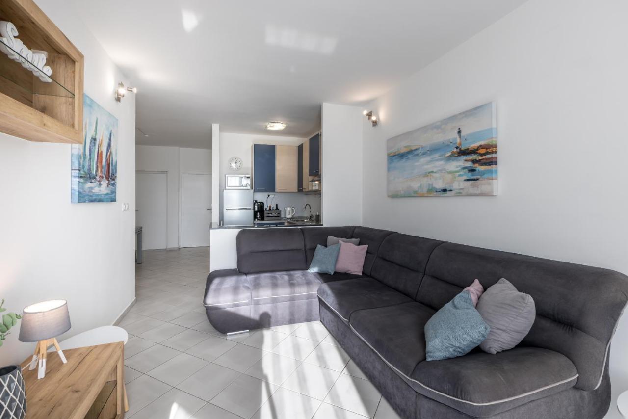 Sundowners Apartment, 52Qm, Double & Single Bed, 10 Min From Old Town Of Split Zewnętrze zdjęcie