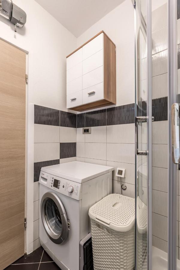 Sundowners Apartment, 52Qm, Double & Single Bed, 10 Min From Old Town Of Split Zewnętrze zdjęcie